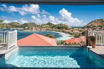 Image de Villa Rackam, balcon sur la Baie des Saintes avec piscine et 300m des plages