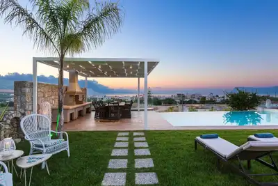 Image de Luxurious Villa with sensational view of Cretan Sea