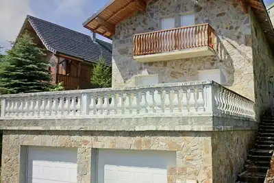 Image de chalet tout confort à 5 minute des pistes