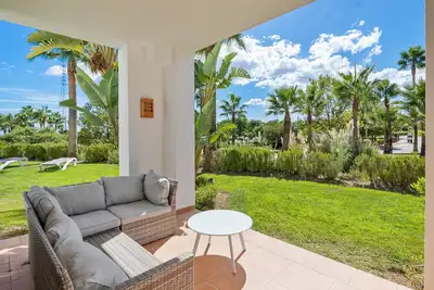Image de Estepona blue lagoon flat by Costarentals Ref M12