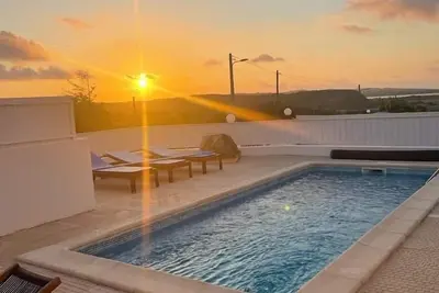 Image de 2 bedrooms with private pool, sea/lagoon view, close to Óbidos