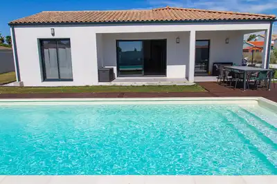 Image de Villa avec Piscine Chauffée-3 chambres, 6 personnes