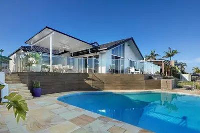 Image de Perfect Escape Waterfront Central - 4br, Pool