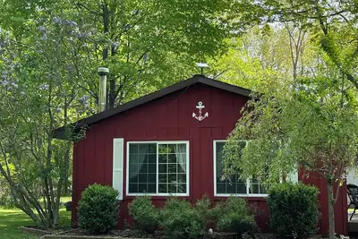 Image de Cozy cottage with natural fire place!