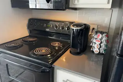 Image de Cute and Cozy Rental -Close to