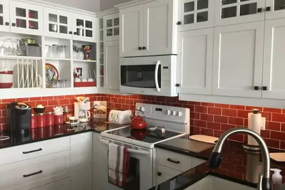 Waterfront Condo-2br, 2br