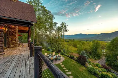 Image de One-of-A-Kind Log Home in the Heart of the White Mountains Nh