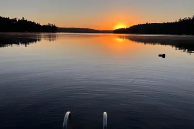 Image de Unwind, Relax, Rejuvenate - The Lake House @ Elliot Lake