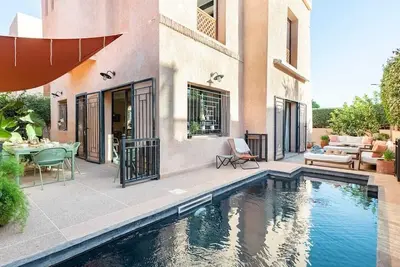 Image de Villa, piscine-quartier calme hivernage
