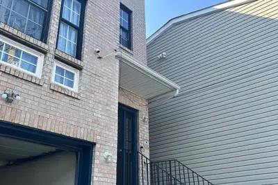 Luxury 2 bedroom near Ewr\/Nyc \/downtown Newark