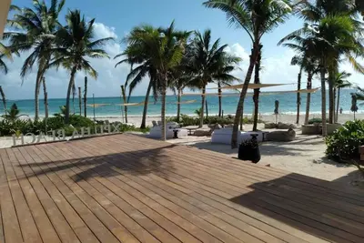 Image de YaaX Villa 4 Bedr with beach club included. 3/4 mile from beach.