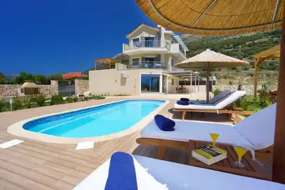 Image de 𝐊efalonia 𝐇orizon 𝐕illa 2- Amazing sea & mountain view w/ private heated pool