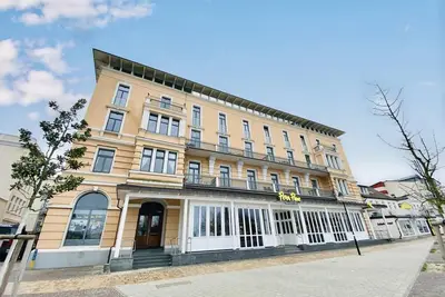 Image de Berringer Makrele, an der Promenade