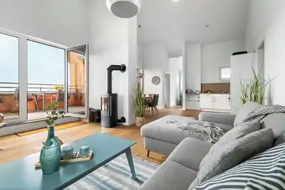 Image de \"Ocean Sunset\" Baltic Sea vacation with a 3-minute walk to the beach, fireplace and sea view