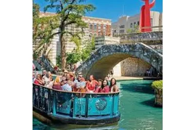 Image de Newly remodeled townhouse on cabernet drive Coming Soon!