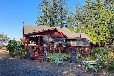 Image de Silverton Guest Cottage in the country