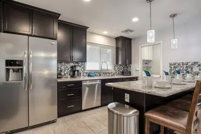 **Newly Furnished**Modern Scottsdale Home-3bd2ba