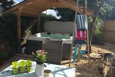 Image de Stunning 1-Bed Cottage with Hot Tub in Ross-on-wye