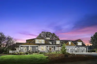 Image de World Renowned Roloff Farms, Billiards, Game Room, On Acres of Farmland