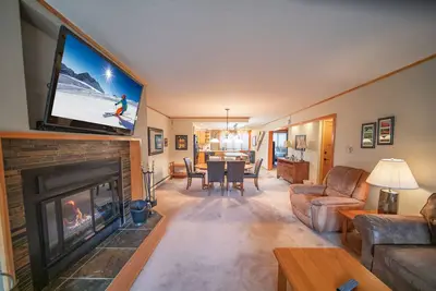Image de Views/Near Snake River/Hot Tubs