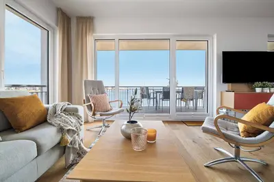 Image de \"Ocean Dream\" Baltic Sea vacation with a 3-minute walk to the beach, fireplace and sea view