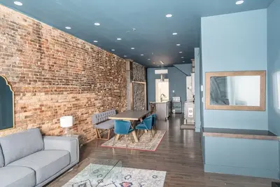 Image de Refurbished 2-bed unit