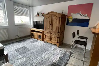 Image de 1 room apartment with kitchen and bathroom