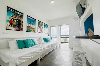 Image de 3 Bedroom Apt 3a+B, Oceanview + Pool | Near Beach @ Paradise Point Barbados