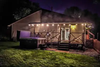 Image de The Buckeye Bungalow at Yosemite
