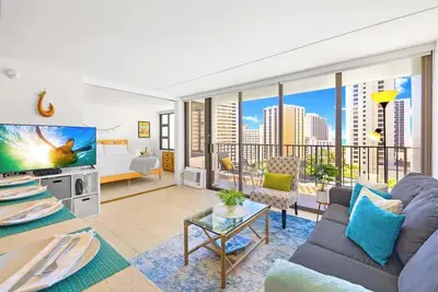 Image de City & Ocean View Near Waikiki Beach w/ Parking