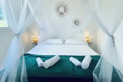 Image de Bel appartement cosy - Les pieds dans l'eau