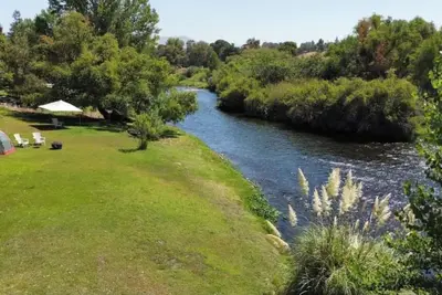 Image de River front oasis on 2. 5 acre’s