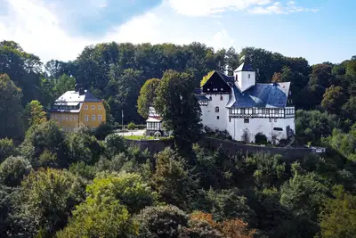 Image de New vacation apartment right next to Rauenstein Castle