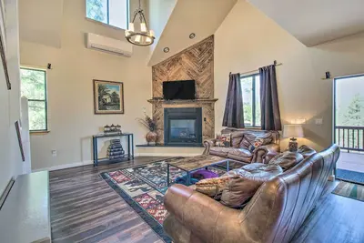 Image de Serene Cabin: Coconino Nat'l Forest View!