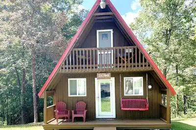 Image de A-Frame with outdoor barrel sauna near Cave Run Lake!