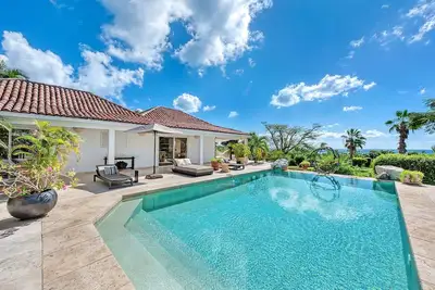 Image de La Pinta (3/4 Rooms) Luxury villa