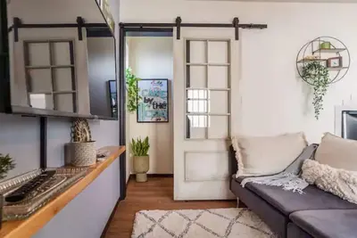Arty vintage townhouse near the Ria Formosa, Olhao