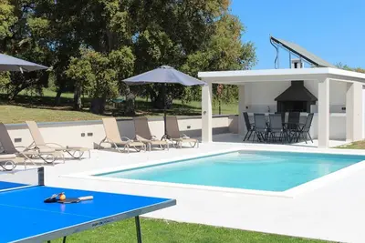 Image de Maison de vacances Pula pour 1 - 6 personnes avec 3 chambres à coucher - Maison de vacances