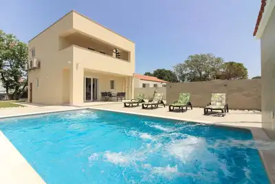 Image de Maison de vacances Peroj pour 1 - 6 personnes avec 3 chambres Ă coucher - Maison de vacances