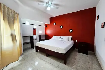 Image de House 5 Minutes From the Women's Hospital With All Services