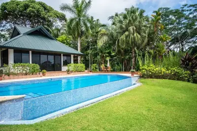 Image de 4 bedroom, king bed, ocean view & large pool Villa