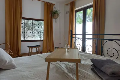 Image de Fantastischer Meerblick, Private Lage mit Beheiztem Pool