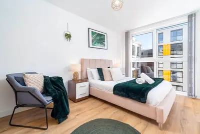 Image de High - End Two Bedroom Two Bathroom Luxe Apartment