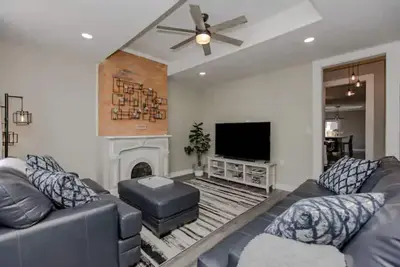 Image de Kozy Korners: Homey, Walkable, 1 mile to Dt Cincy!