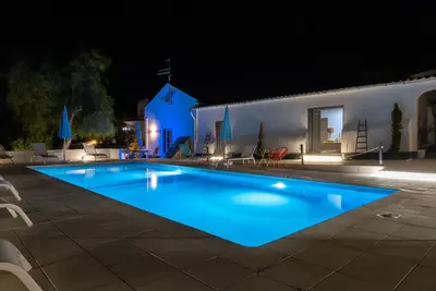 Image de 5 Star Villa Exclusively yours! 7 Bedrooms + pool 21 guests + Events/ Barn Évora