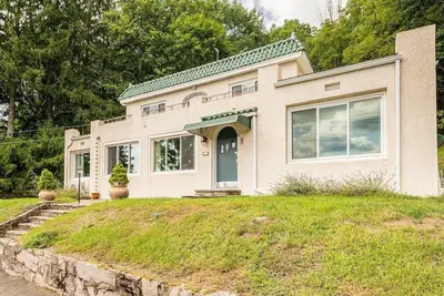 Image de The Jeweler's Villa, Hot Tub!