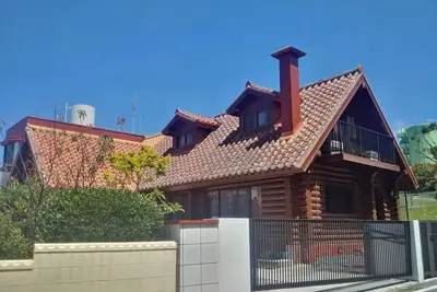 Image de Spacious 4lldk 230 square meter log house 35 ni / Kunigami-gun Okinawa