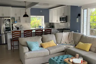 Image de Peaceful retreat with fully stocked kitchen.