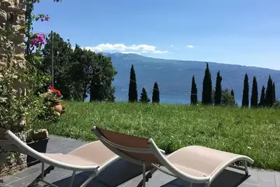 Image de Castagneto Country Holiday Home with Lake View on Lake Garda