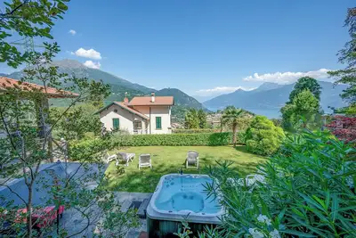 Image de Ambra Holiday Villa with Jacuzzi